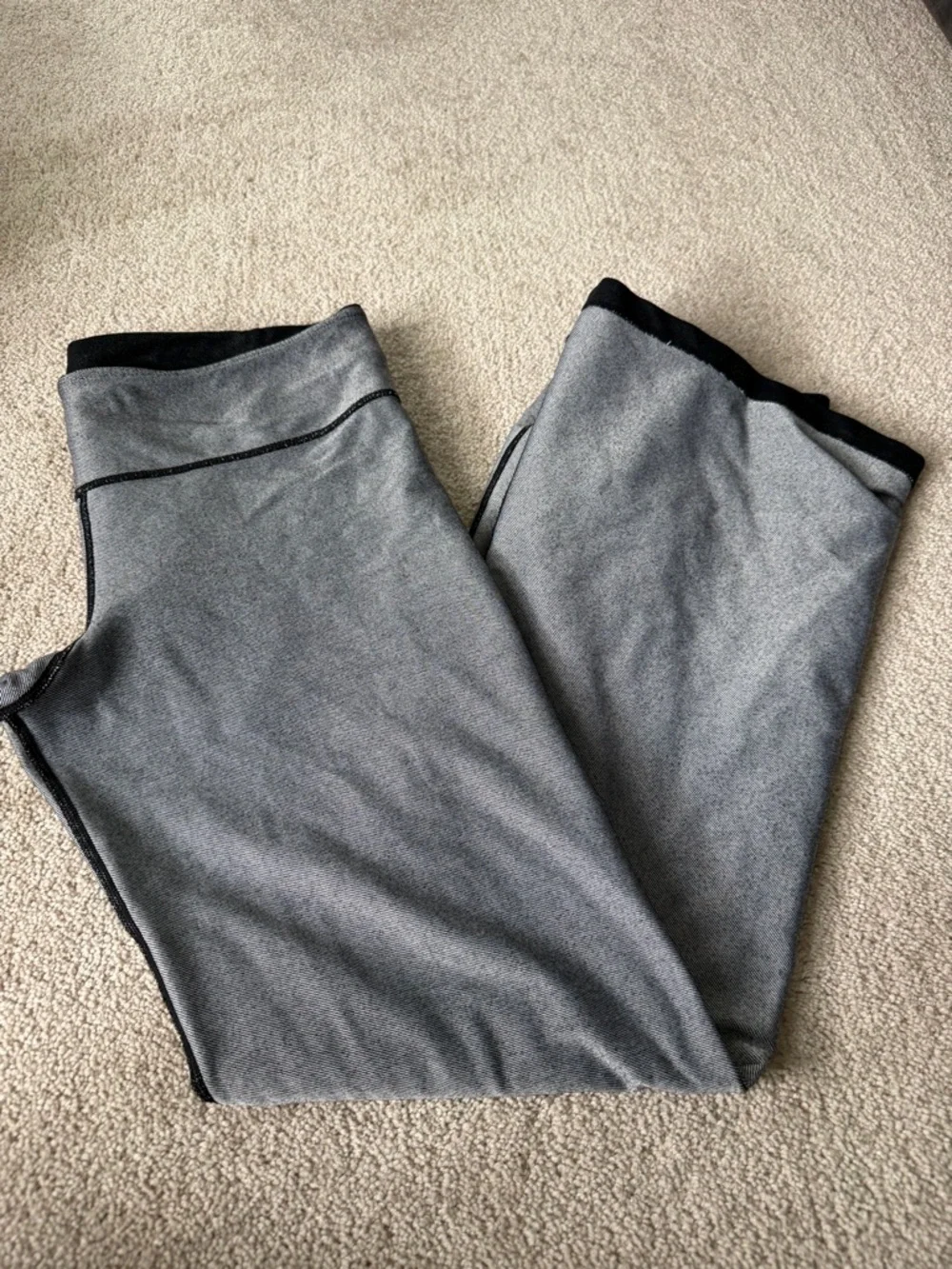Vintage Reversible Lululemon Groove Pant - Picture 7 of 8